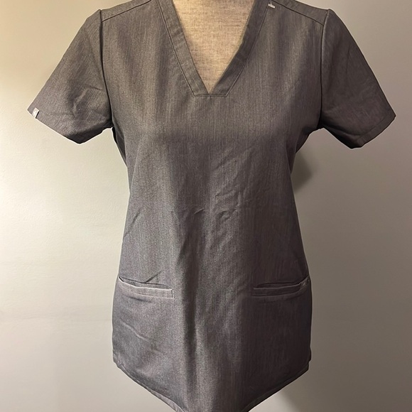 FIGS Scrub Top Women XS Technical Collection Shirt grayish white Stretch - Picture 1 of 8